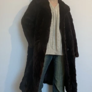 Päls kappa - Vintage pälskappa i fint skick! Skriv för fler bilder eller mått! Frakt tillkommer