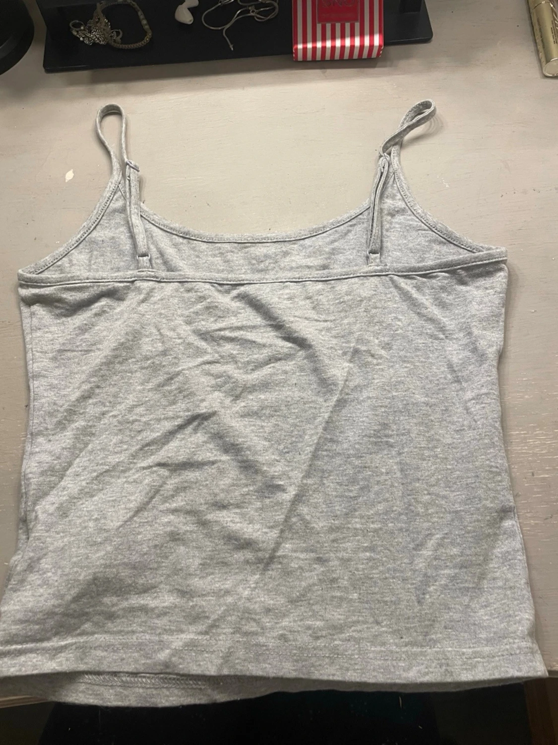 Ljusgrå enkel linnetopp - 1