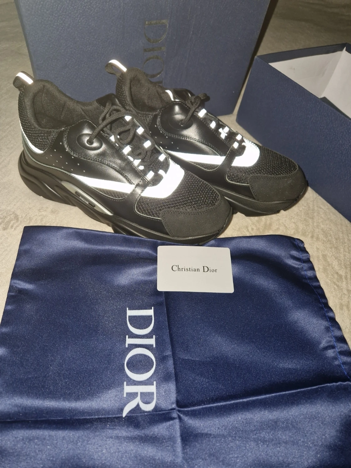 Svarta Dior sneakers med vita detaljer - 2