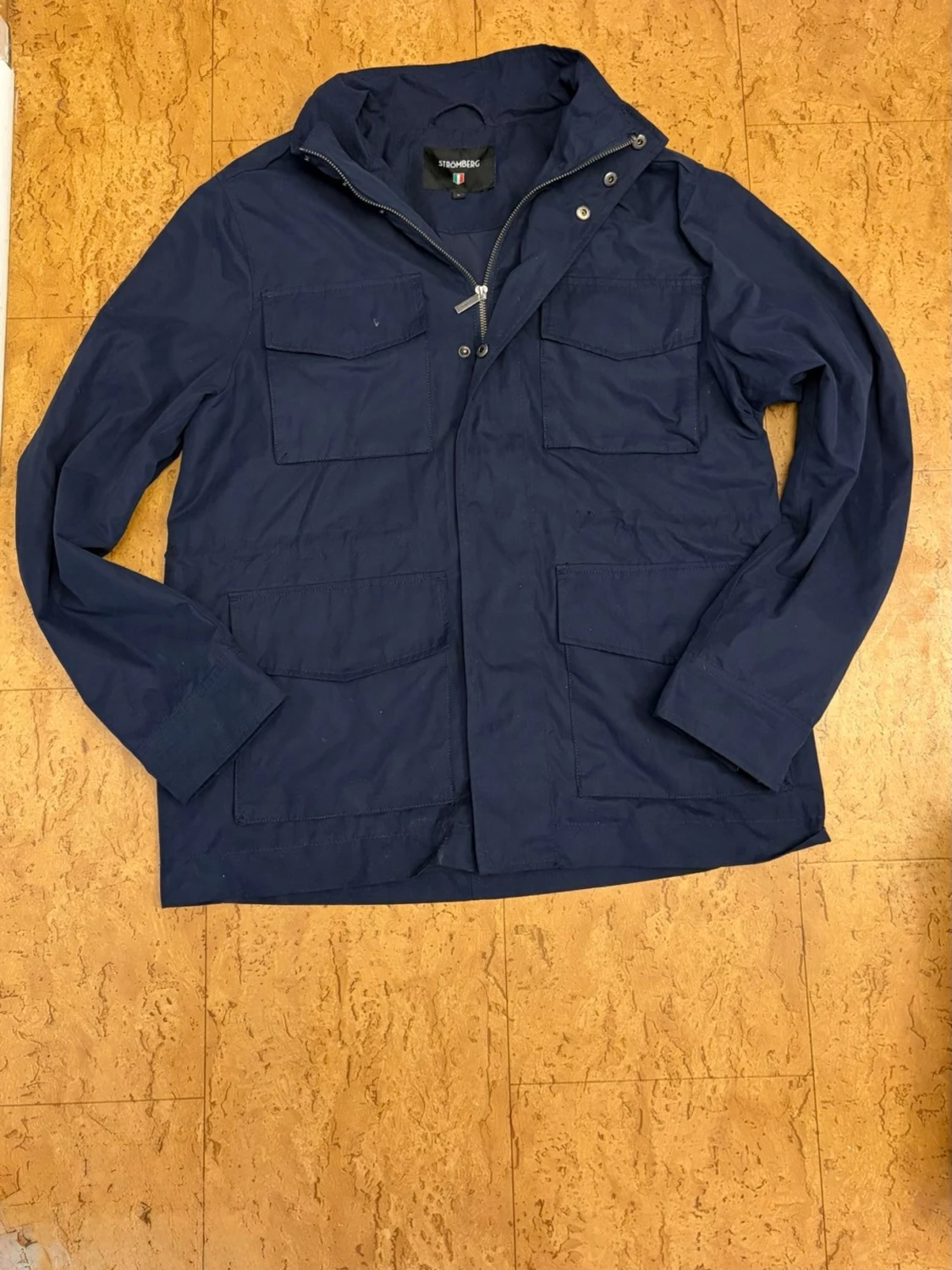 Mörkblå vindjacka från Strömberg - 2