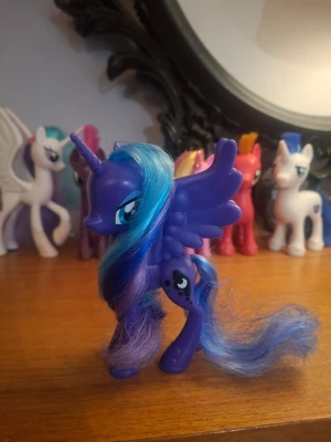 My Little Pony G4 Luna - Mycket fin kondition, perfekt för samlare. My Little Pony g 4.5