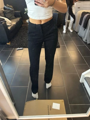 kostymbyxor från Vero Moda - Inga defekter