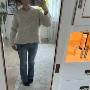 Ass snygg stickad tröja!! Med sjukt snyggt mönster🤩 köpt på Zalando 