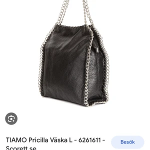 Tiamo väska - Säljer min tiamo väska, skriv för fler bilder på den