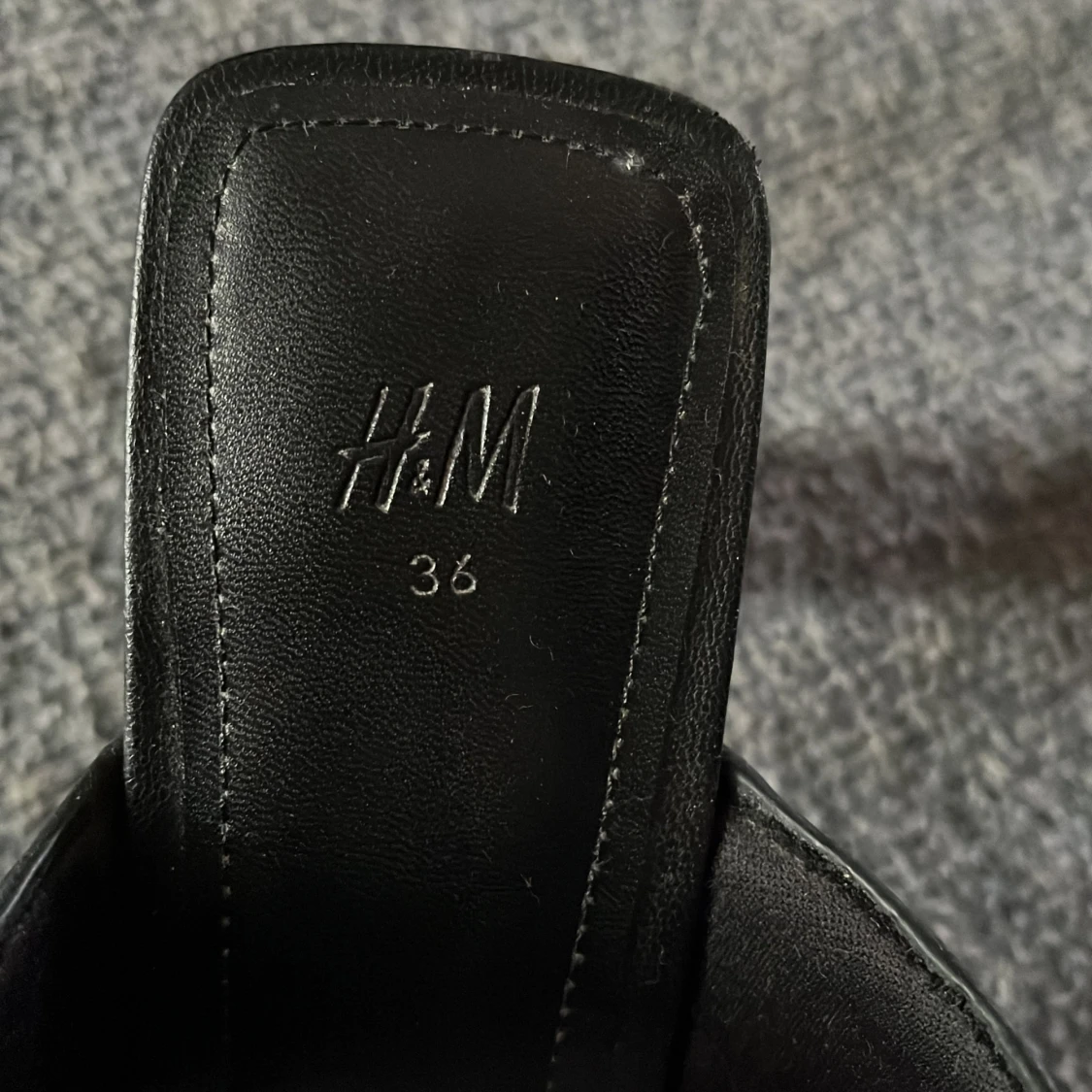 Svarta klackar  - 91