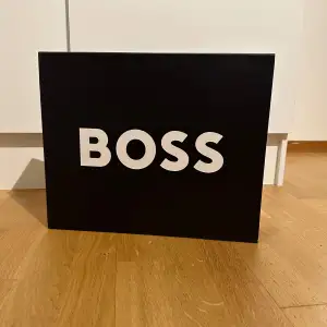 Äkta Hugo Boss låda