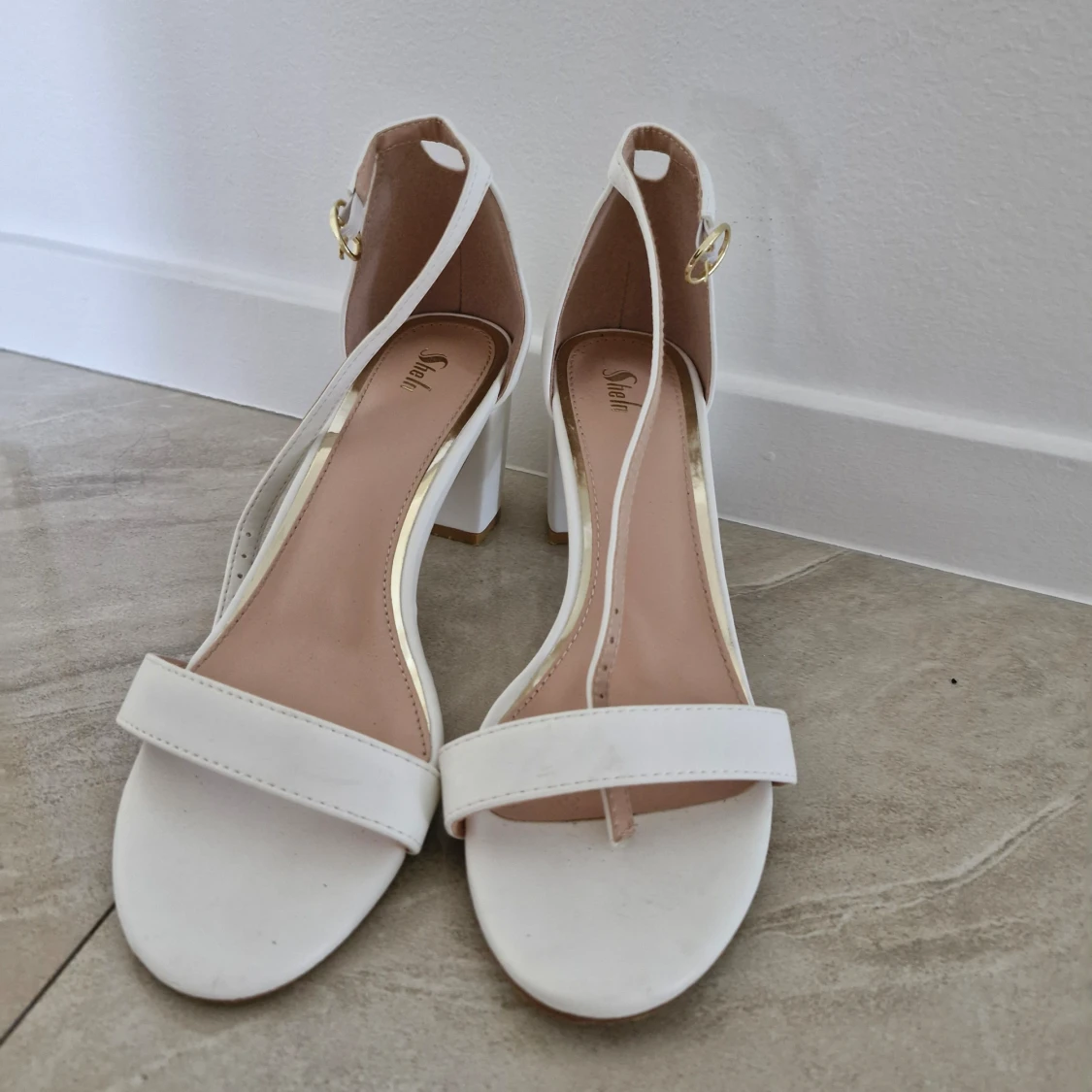 Sommarklackskor 38 - 92