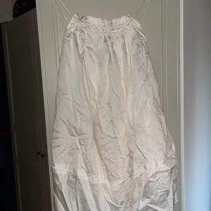 Klänning  - Fluffig söt klänning 