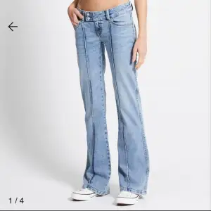 Jeans ”Paris” full lenght Oanvända bara testa dom!! Kostar 400kr men säljer för 260kr