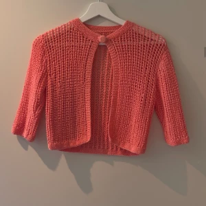 Pink knitted cardigan - So so cute! Bought in London. Great for layering