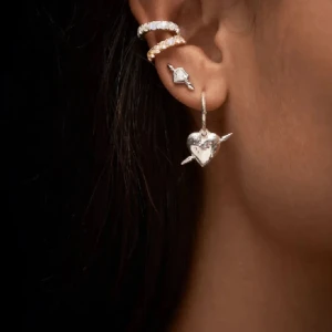 Maria Nilsdotter  - Jötte fint örhönge, nypris 2300🥰