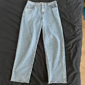 Blåa bagge jeans från ASOS 