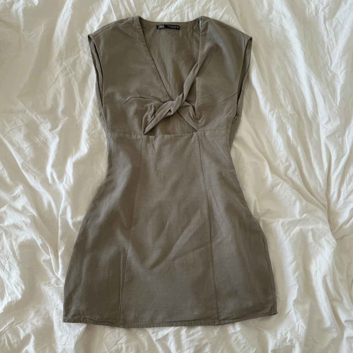 Zara Beige Klänning 