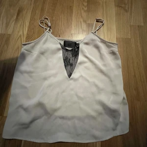 Sköna att sova med!  - Den är sköna att ha på dig mer till sommaren när det är varmare! 