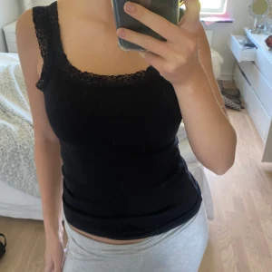 Linne spets - Som nytt🤍 Så gulligt!