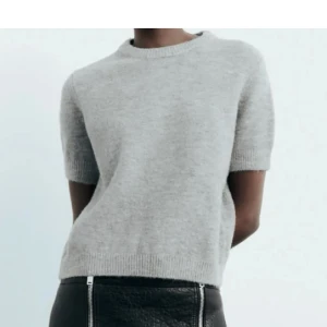 Tröja - Jättefin och skön stickad t-shirt.