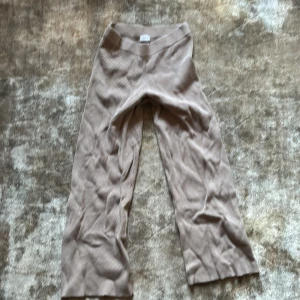 ”By melain bridger”-mysbyxor!! - Stockholms-mysbyxor som jag köpte inne på NK och sen blev dem lite lite små på just mig!! 