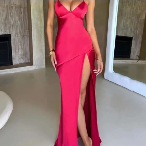 Klänning - Babyboo klänning XS, nypris 1500kr