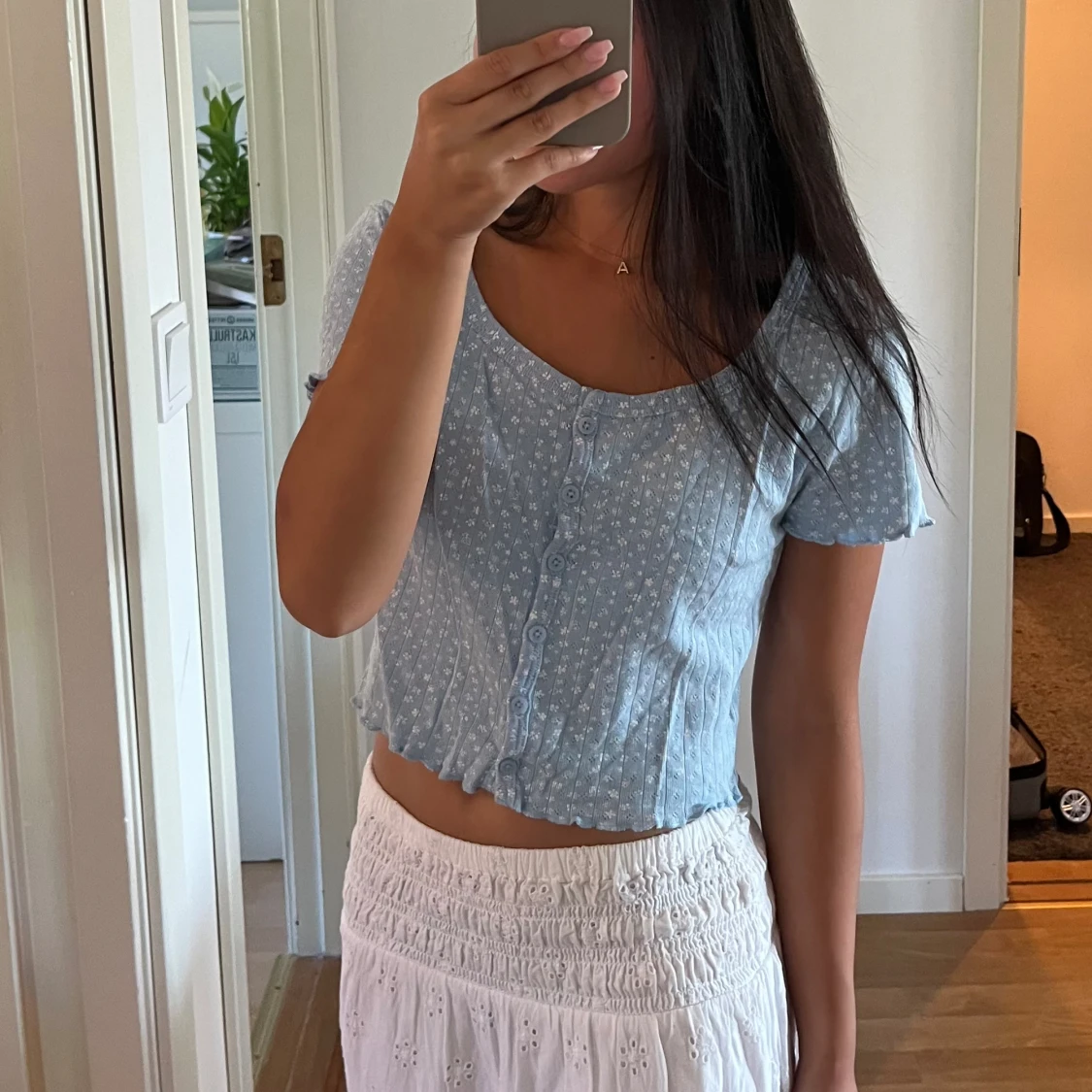 Blåvit blommig topp  - 90