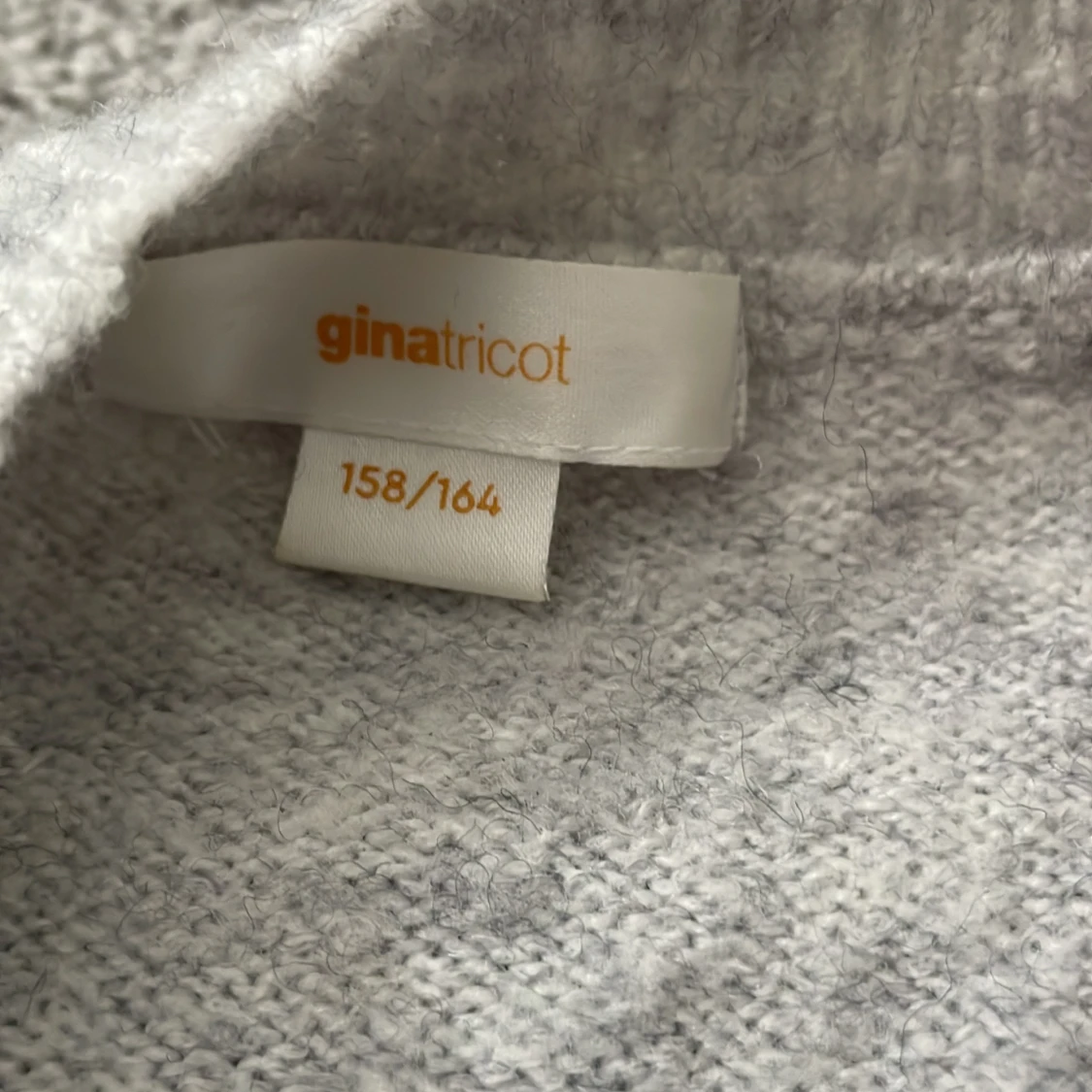 Stickad tröja  - 91