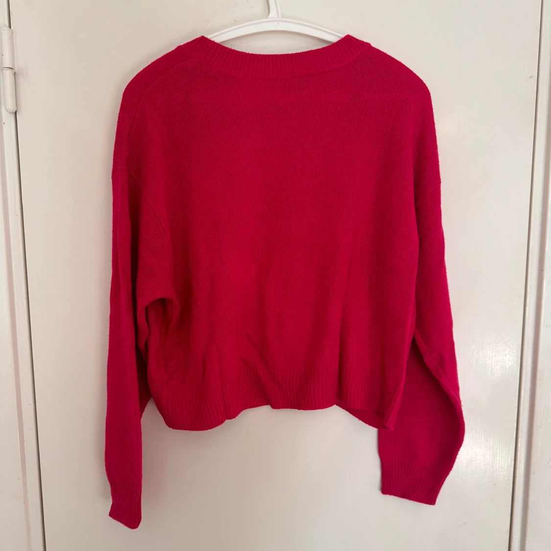 Röd-rosa stickad tröja - 92