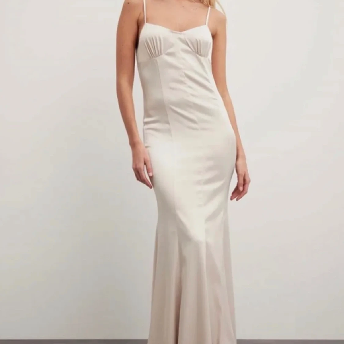 Satinklänning  - 90