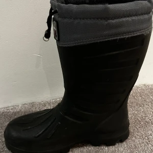 Viking vinterstövel - Oanvänd väldigt varm stövel från Viking i storlek 38