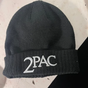 2PAC mössa - Helt oanvänd 