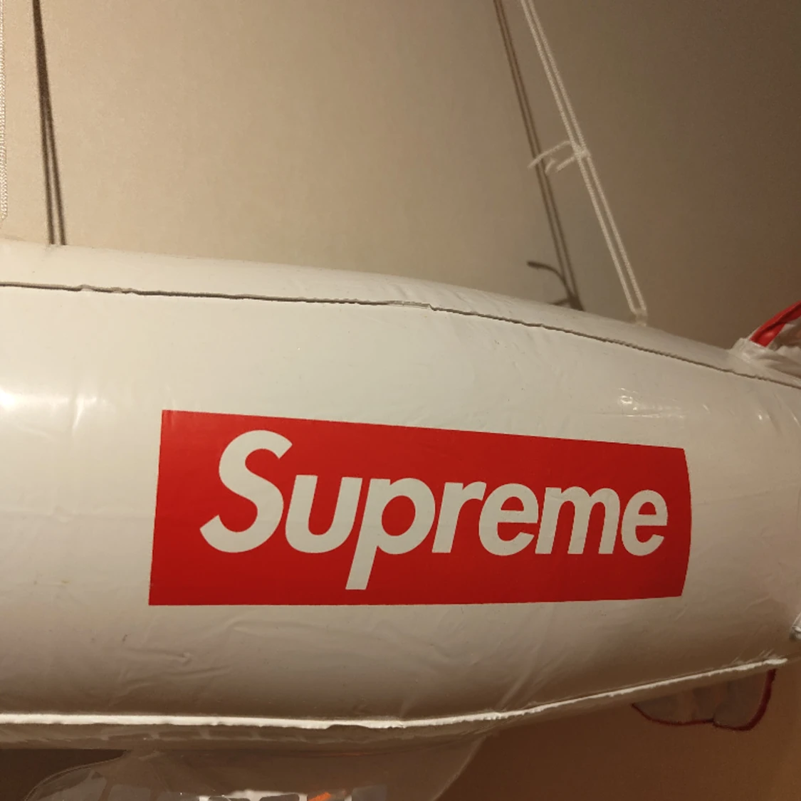 BUDA | SUPREME INFLATEABLE BLIMP | UPPBLÅSBAR ZEPPELINARE - 90