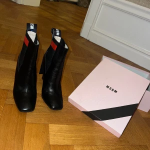 MSGM boots - MSGM boots in a great condition, 100% leather ,,original boots coming in a original box. Bought in italy. 