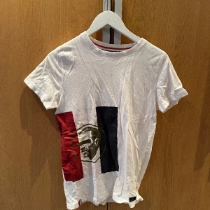 A.c.e t-shirt - Säljer denna ace t-shirt 