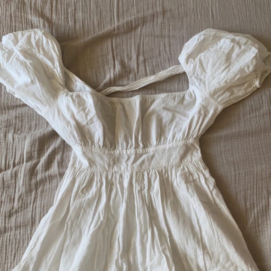 Vit studentklänning 