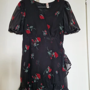 Summer dress - Fin sommar klänning Använd 1x 