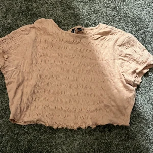 Tröja - Barn storlek men passar S. 