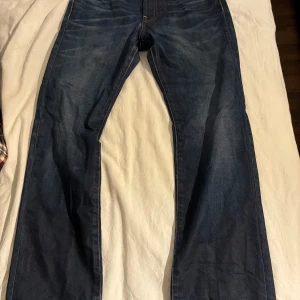 G-star jeans - Längd 30 Midjan 28 I nyskick 