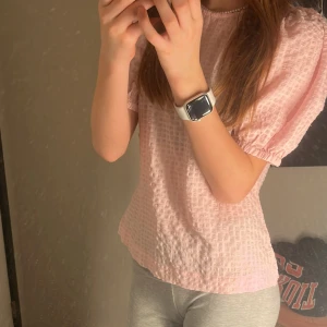 Rosa blus  - Jättefin rosa blus 👚 