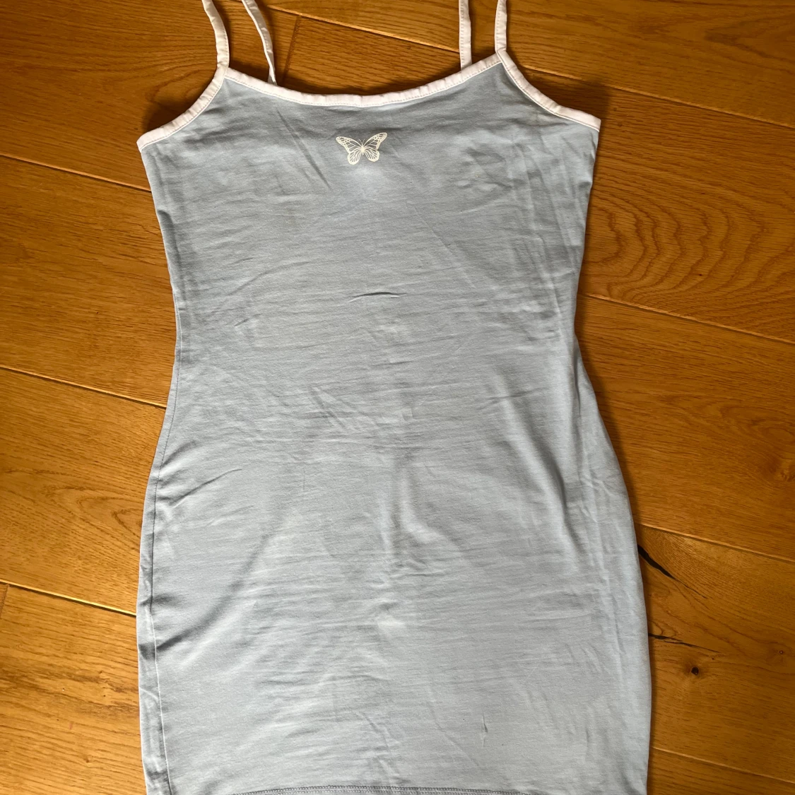 Kort tight klänning - 90