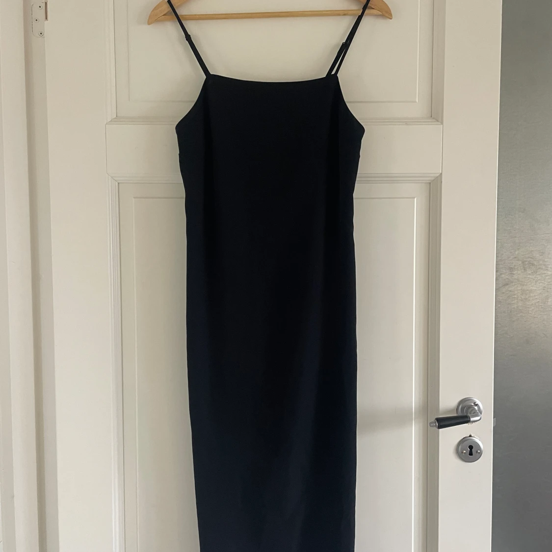 Klänning med slits - 90