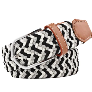 Helt nytt grisch bälte  - flätat bälte i modellen "Black & White & Gray" Bältet är 105cm långt men går att justera hela vägen ner till 50cm.