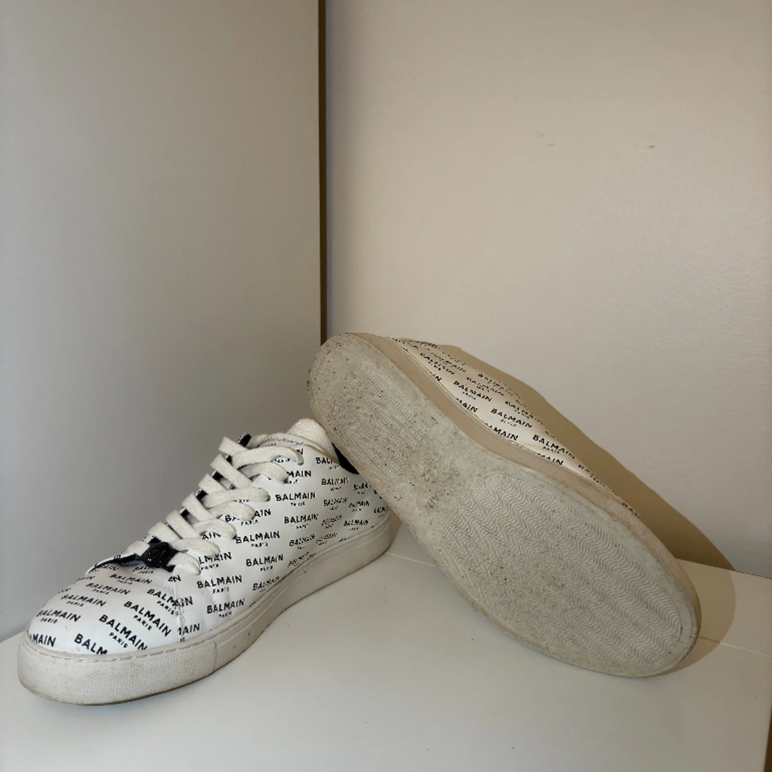 Balmain sneakers St:42 - 90