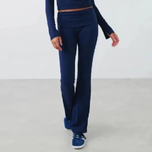 Yogapants  - Säljer dessa jätte fina yogapants från Gina, då de inte kommer till användning. Endast använda 1 gång så som nya💗 Nypris: 359kr