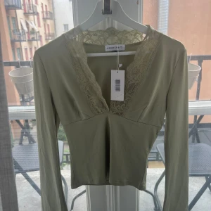 Venderbys tröja  - Xs/S! Kollar intressere på min venderbys tröja i färgen grön, lappar kvar och helt oanvänd!🤗 Säljer för 400🫶🏼