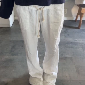 Roxy linnebyxor - Nyskick utan lapp då jag använt 1 gg, nypris 600kr!!