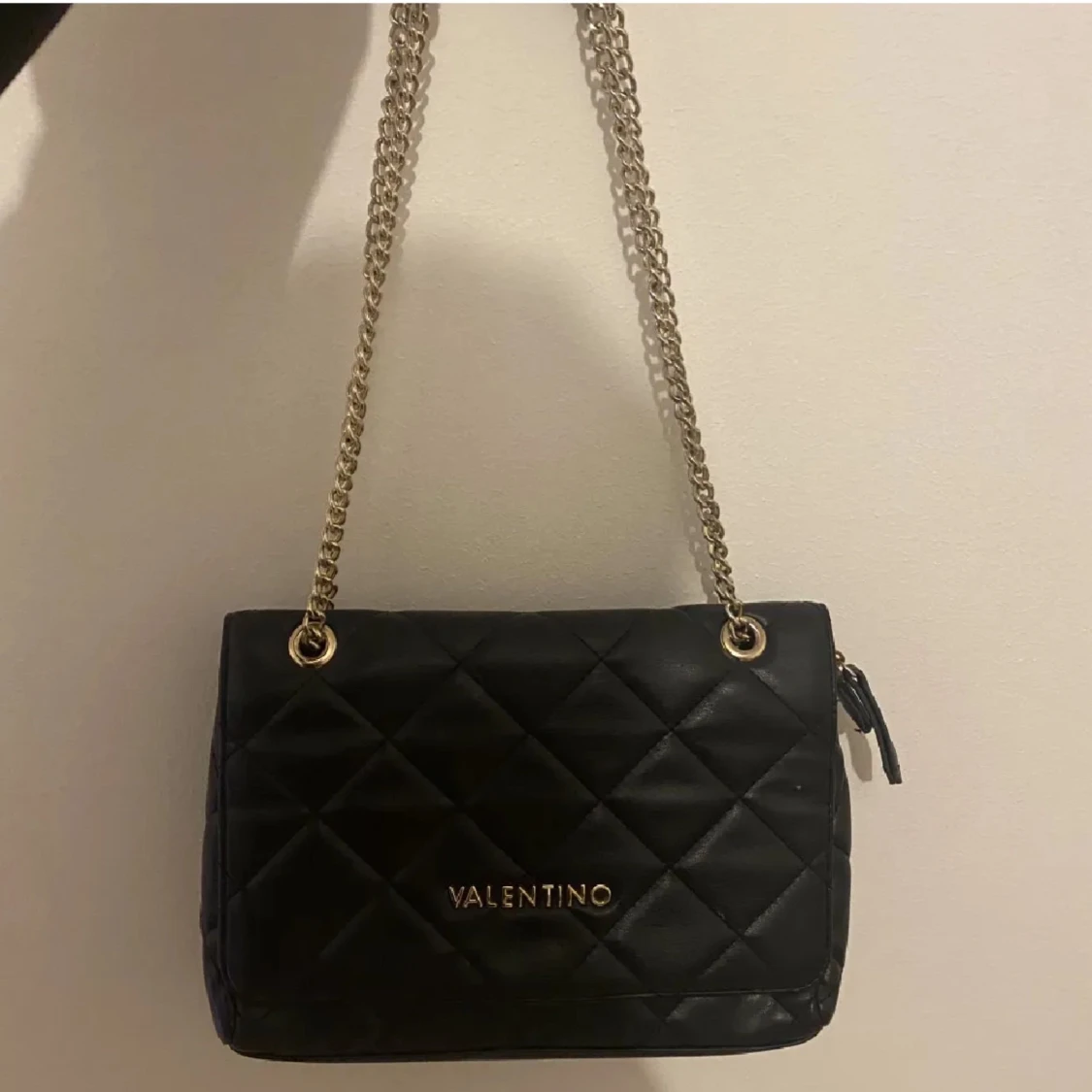 Valentino väska