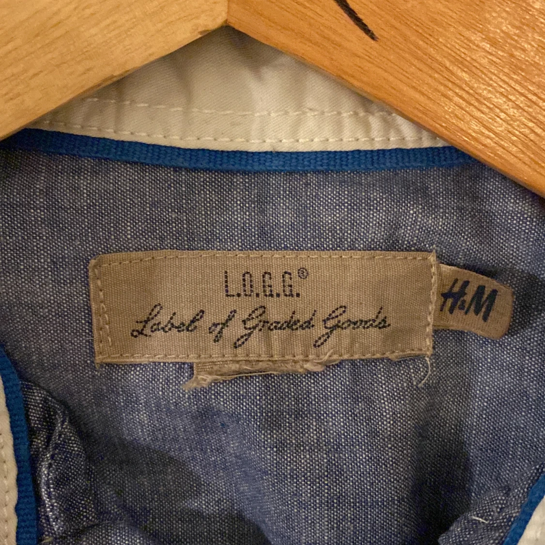 Ljusblå bomullsskjorta  - 91