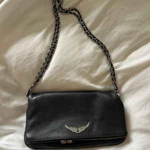 Zadig väska - Fint skick, både ett kort och långt band medföljer 