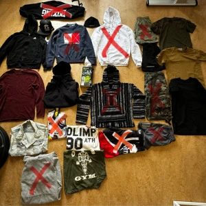 Träningskläder GASP GOLDS GYM GYMSHARK ADIDAS Hoodie Herr - - massvis med tränings och vardagskläder, passa på innan de är sålda. Skriv för priser och mer bilder