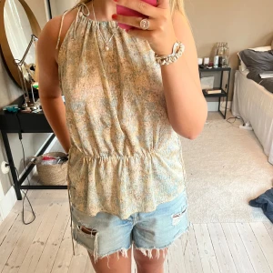 Topp - Supersöt blus från hm❤️