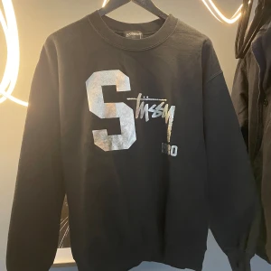 Stussy sweatshirt - Storlek M sitter mer som en S
