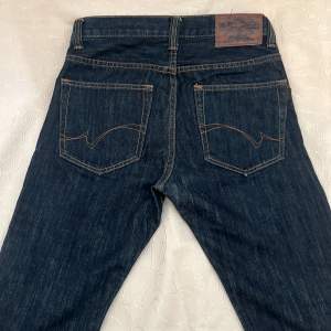 Crocker Jeans, storlek 29/32 , använda, i bra skick. Pris kan diskuteras , fri frakt.